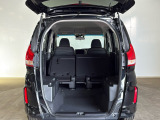 ラゲッジスペースも広く、とっても便利です。BBQやキャンプ、それにゴルフバック!アクティブに動かれるお客様の強い見方です。お仕事にも使えますよね!お子様も大喜びです。