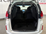 後列を収納すれば大型トランクに早変わり!段差も出来ず荷物の積み込みもラクラク♪