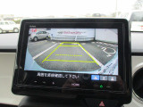 バックカメラ付きで駐車も安心
