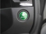 ホンダセンシングが装備されています。アダプティブレーダークルーズやレーンキープアシスト、車線逸脱防止機能なども備えていて、ロングドライブも快適で安全にお楽しみいただけます。