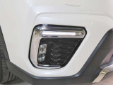LEDライナーを装備しています。日中でも自車位置をアピールします。