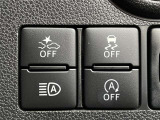 スマートアシストOFFスイッチ、オートハイビームスイッチ、VSC・TRC OFFスイッチ、エコアイドルOFFスイッチ。