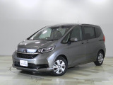ホンダカーズ東京中央砧店へようこそ。 当社下取りのお墨付き車両。人気車両で充実装備の一台。おススメです。どうぞご覧くださいませ。