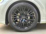 22インチアルミホイール 10Yスポークデザイン ブラックメタリック (Audi Sport)