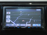 装備人気度が高いナビ付きです。ナビの案内があれば土地勘の無い所でも道に迷わず安心! 見知らぬ土地へのドライブも一層楽しくなります!