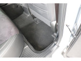 ★後部座席右側足元★クリーニング済★