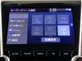 ディスプレイオーディオを装備。スマホとクルマをつなぐことでいろんなサービスが楽しめます。
