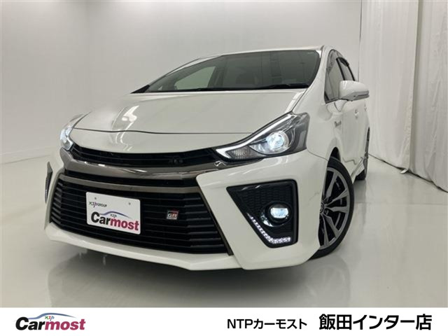 トヨタ プリウスα 