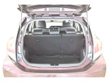 広々としたラゲージスペースを備えています。大きなものや長さのある荷物もしっかりと積み込めます。
