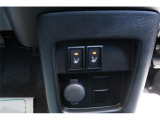 運転席/助手席シートヒーター付です。