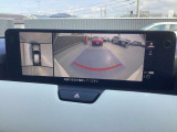 【360&deg;ビューモニター】駐車が苦手な方も、これがあれば安心です!狭い駐車場や花壇などがあって心配な駐車シーンでも、死角がなく安全が確保できます♪