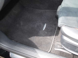 純正のフロアマットです
