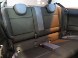 リアシートも良好な状態です。