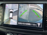 アラウンドビューは4方のカメラで真上から車を見たようにモニタで確認ができる日産自慢の装備です。周辺の安全確認、小さなお子様や障害物も確認できるので、駐車のしやすさだけでなく、事故防止にも役立ちます♪