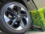 【純正14インチアルミホイール】外観にマッチした純正アルミホイールを装着しております。各種社外アルミホイールや、スタッドレスタイヤも取扱いしております。是非ご相談ください♪