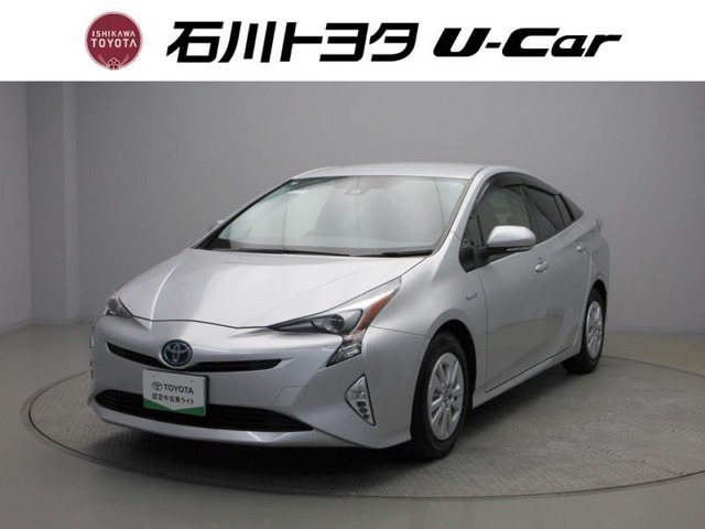 トヨタ プリウス 
