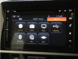 フルオートエアコン搭載。好みの温度に設定するだけで、風向や風量を自動でコントロール!いつでも快適な車内環境に。
