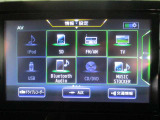 CD&DVD再生、地デジTV、FM&AM視聴、Bluetooth対応になっており、多機能ですよ♪素敵な音楽で楽しいドライブを★