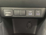 【HDMI入力端子】スマホなどの画面・音声などを車内で楽しむことが出来ます♪