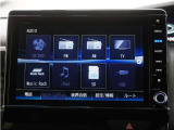 フルオートエアコン搭載。好みの温度に設定するだけで、風向や風量を自動でコントロール!いつでも快適な車内環境に。