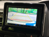 【バックカメラ】駐車時に後方がリアルタイム映像で確認できます。大型商業施設や立体駐車場での駐車時や、夜間のバック時に大活躍!運転スキルに関わらず、今や必須となった装備のひとつです!