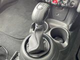 ●シフトノブの使用感も少なく、良好な状態です。