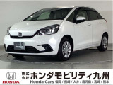 ガソリン車のフィット HOMEです。スマートキー、オートエアコン等の快適装備に加え、ホンダセンシングを搭載した1台です。
