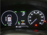 8インチベーシックインターナビ(VXM-215VFEi)&バックカメラが装備されているので、普段の使い勝手もロングドライブも快適です。