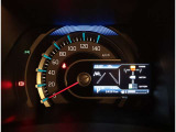メーターも見やすく安全運転をサポートいたします!