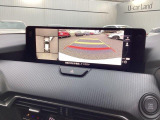 狭い場所での駐車やすれ違いなどで役立つ360&deg;ビューモニター搭載