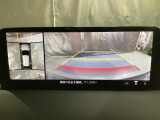 狭い場所での駐車やすれ違いなどでより的確な運転操作に役立つ360&deg;ビューモニターが装備されています。