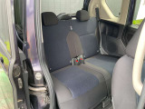 広々とした後部座席になっています。ゆったりとしていてストレス・疲労感なく座っていられます。