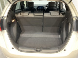 広々としたカーゴスペース。週末のお買い物や長期旅行のたくさんの荷物も積載できます。