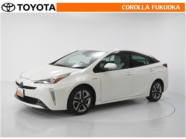 トヨタ プリウス 