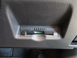 ETC車載器付きです。高速道路の料金所もスムーズに通過できます。
