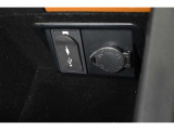 USB端子ソケット装備!アクセサリーDC12Vソケット装備!