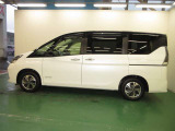 メーカー系ディーラーの中古車なので、ワイド保証{1年間走行距離無制限}日本全国の日産のお店でアフターサービスが受けられます。