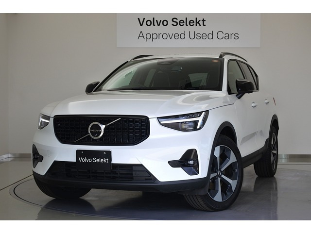 XC40 ウルトラ B4 AWD ダークエディション 4WD 