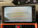 【バックモニター】駐車には欠かせないバックカメラを装備!カラーで後方をモニタリング。安全でゆとりのある駐車をサポートします。