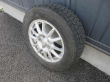 冬用スタッドレスタイヤ付属