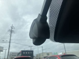 万が一の時に録画をして、映像として残しておける、2カメラドライブレコーダーを装備しています。