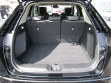 広い開口部のラゲッジスペースは、荷物の積み込みも楽々です!