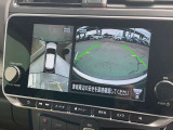 空から車を見たような「アラウンドビューモニター」!車の周りが一目で確認できるので、小さなお子様や障害物があっても安心して乗ることができます♪