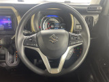 【ステアリング】軽い力で扱いやすいハンドルです。目立つ傷やスレなどなく綺麗な状態です!除菌プランいれていただくとさらに快適に!清潔なお車はお子様にも安心ですね!