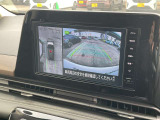 空から車を見たような「アラウンドビューモニター」!車の周りが一目で確認できるので、小さなお子様や障害物があっても安心して乗ることができます♪