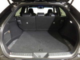 広々としたラゲージスペースを備えています。大きなものや長さのある荷物もしっかりと積み込めます。