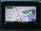 メモリーナビとバックカメラ付☆bluetoothオーディオでドライブも好きな音楽を聴いて楽しめます。TV視聴も可能です☆