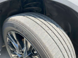タイヤの溝もしっかり残っております