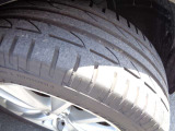 タイヤ残り溝まだまだありますのでこのまま安心してお乗り頂けます!