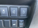 【両側電動スライドドア】便利な両側電動スライドドアです。インテリジェントキーや運転席のスイッチでドアの開閉が出来るので、とても便利な装備です♪